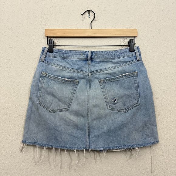 FREE PEOPLE WE THE FREE Distressed Denim Mini Skirt Button Fly Ripped - Picture 7 of 12